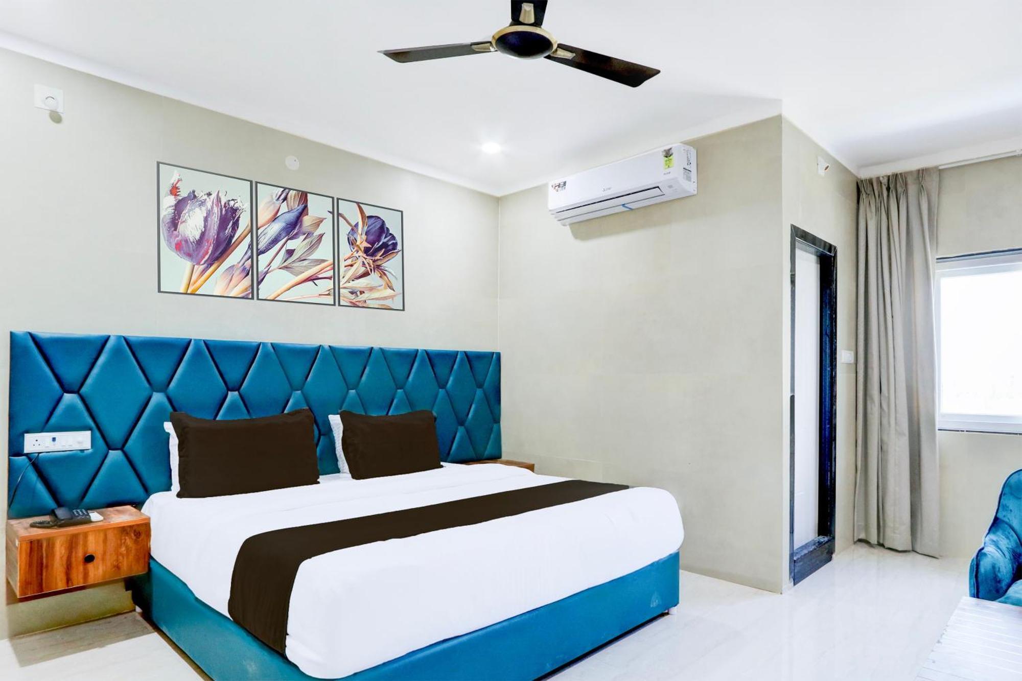 Hotel O Pr Grand Khammam Kültér fotó